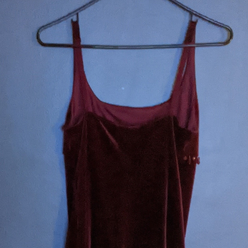 Dress - Picture 2 of 2
